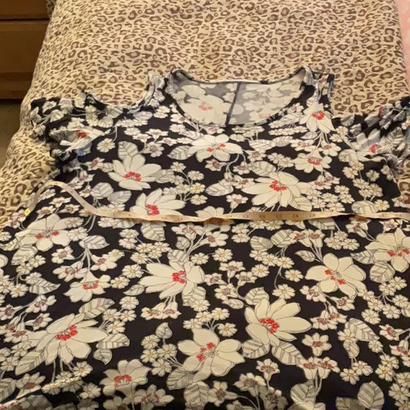 Lane Bryant swing tee - Picture 4 of 5